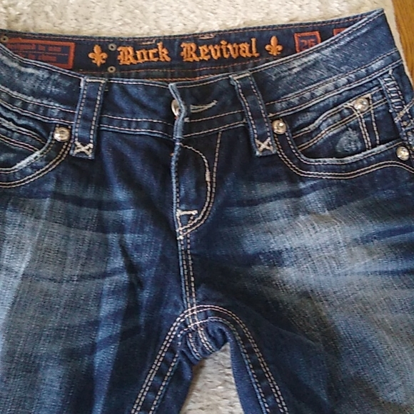 Rock Revival Gwen Capri Jeans - Picture 10 of 16